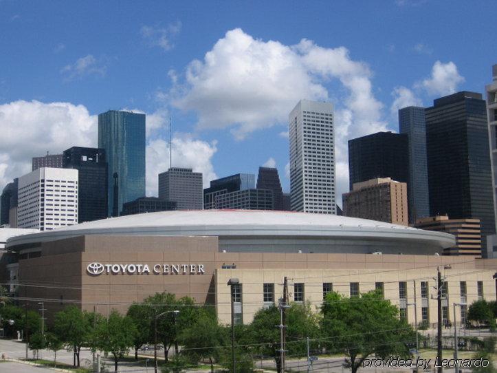 Holiday Inn Express Hotel & Suites Houston-Downtown Convention Center By Ihg Exterior photo